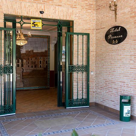 Hotel Pizarro Humanes de Madrid Esterno foto